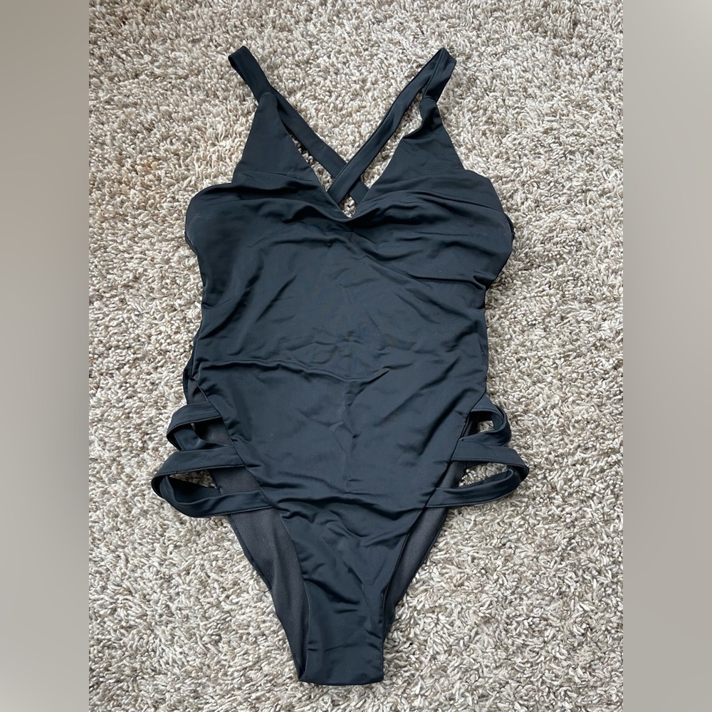 Lunalae Elegant Black One piece